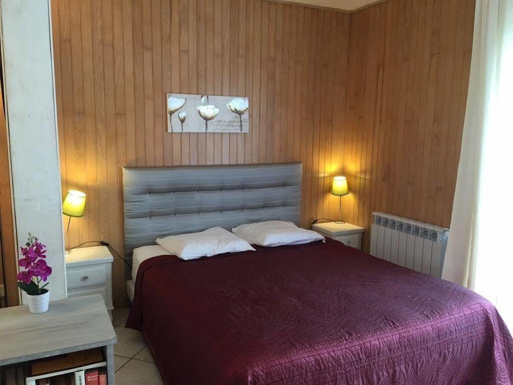 Hotel Le Petit Prince A Sarlat - Parking Prive - Piscine Chauffee - Espace Bien-Etre Jacuzzi Et Massages Exterior foto